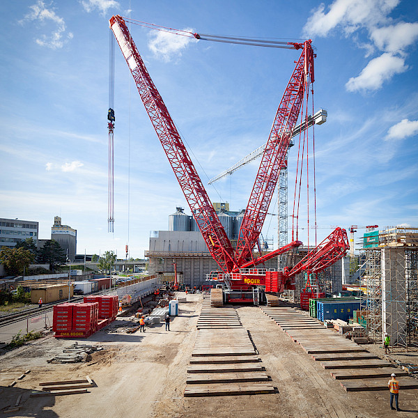 Neubau Multiterminal T4 – Einsatz des grössten Krans der Schweiz